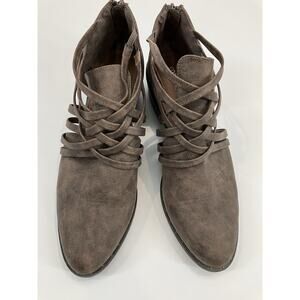 Maurices Low Heel Strappy Ankle Boots Womens Size 10